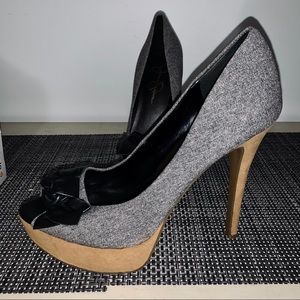 Jessica Simpson Gray High Heel